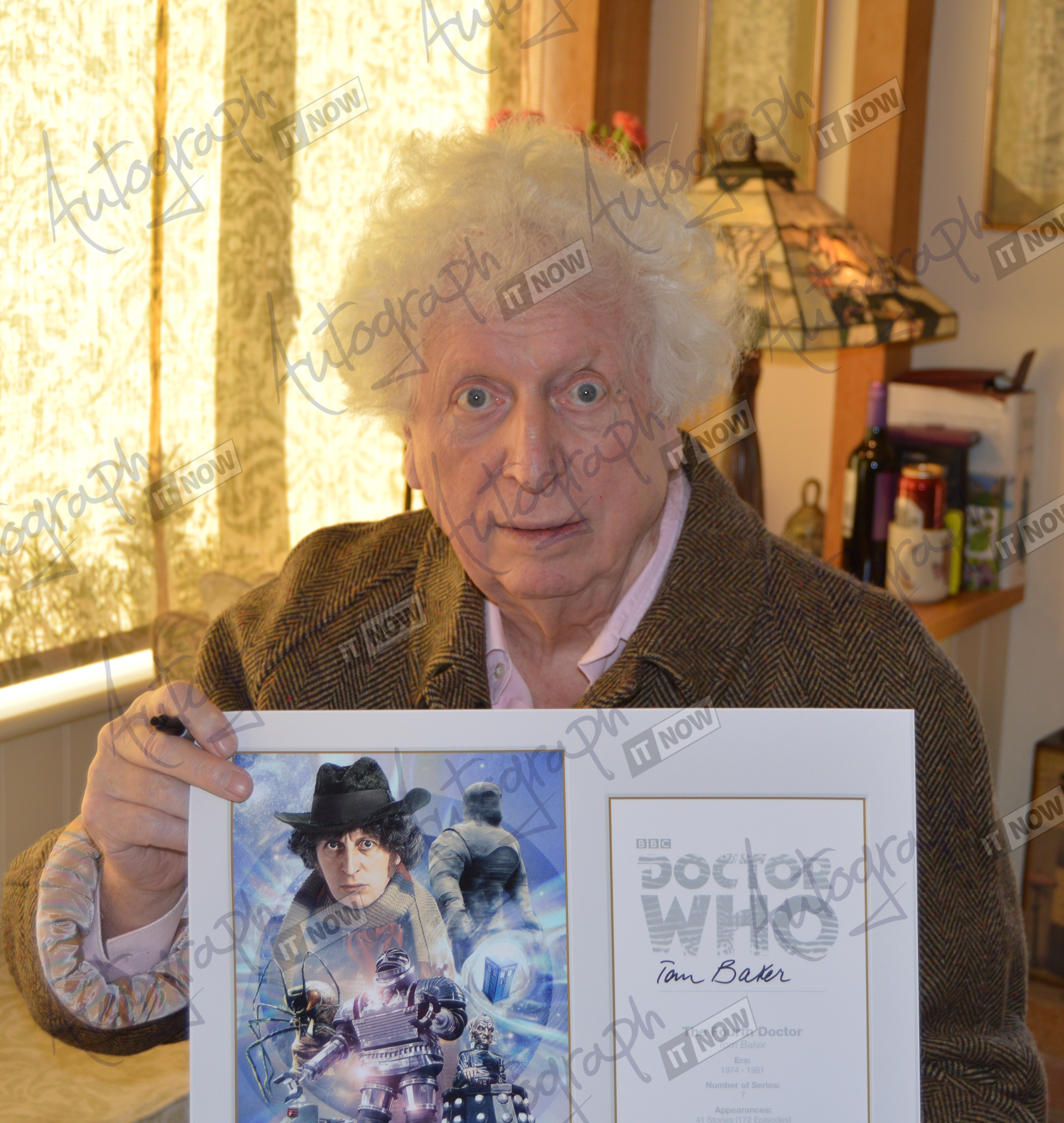 Dr Who "The Hand of Fear" Episode Signed by Tom Baker 